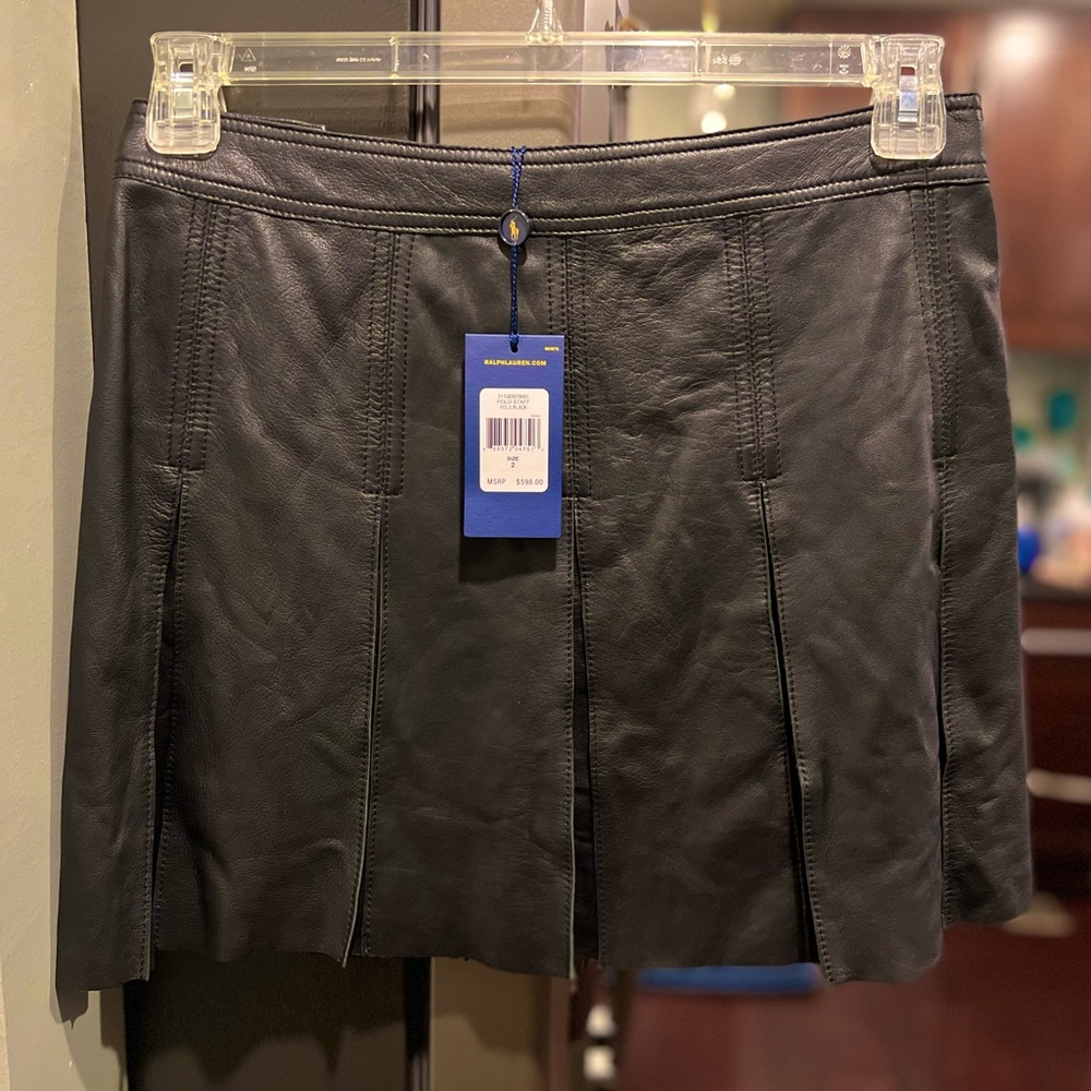 Ralph Lauren pleated leather skirt (Women’s Size 2)